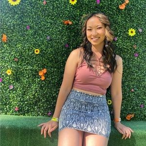 Like this post to be notified when I go live ❤️